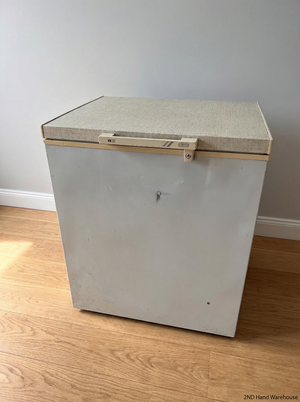Defy 210L Chest Freezer - Visible Interior Damage - 2ndhandwarehouse.com