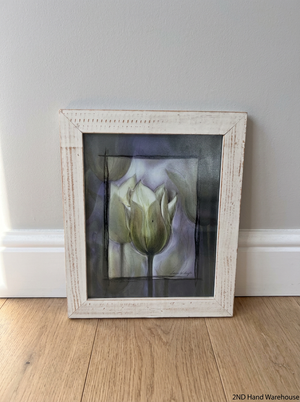 White Rustic Wooden Picture Frame with Tulip Print — Good Working Order - 2ndhandwarehouse.com