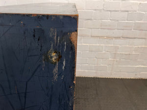 2 Division Grey Shelf (Some Wood Chipping) - REDUCED