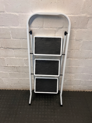 3 Tier Folding Step Ladder - White & Black Metal - 2ndhandwarehouse.com