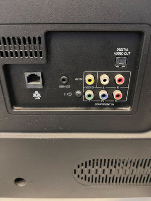 50" Hisense Smart TV with Remote – Excellent Condition