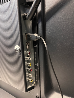 65-Inch Candere Smart TV — Good Working O - 2ndhandwarehouse.com