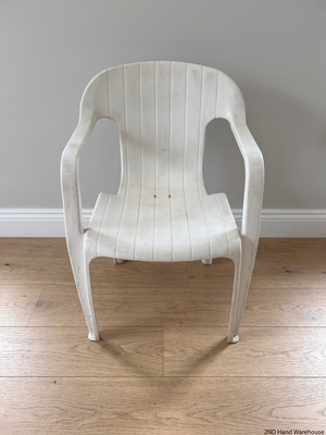 White Moulded Plastic Outdoor Armchair — Surface Wear and Cracks