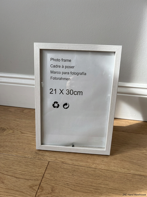 Light Wood Finish A4 Photo Frame (21 x 30cm) — Good Working Order - 2ndhandwarehouse.com