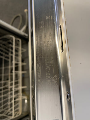 Bosch Electronic Dishwasher  S1501B