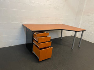 4 Drawer L Shape Desk With Black Trim