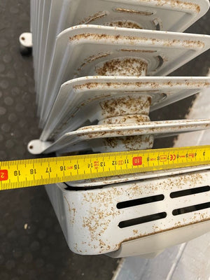 DeLonghi 12 Fin Oil Heater - PRICE DROP