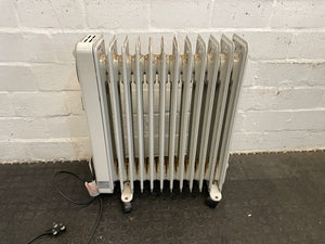 DeLonghi 12 Fin Oil Heater - PRICE DROP