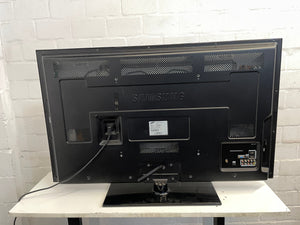 50inch Samsung TV PS50C431A2 (Screen Cracked/ No Picture) - PRICE DROP