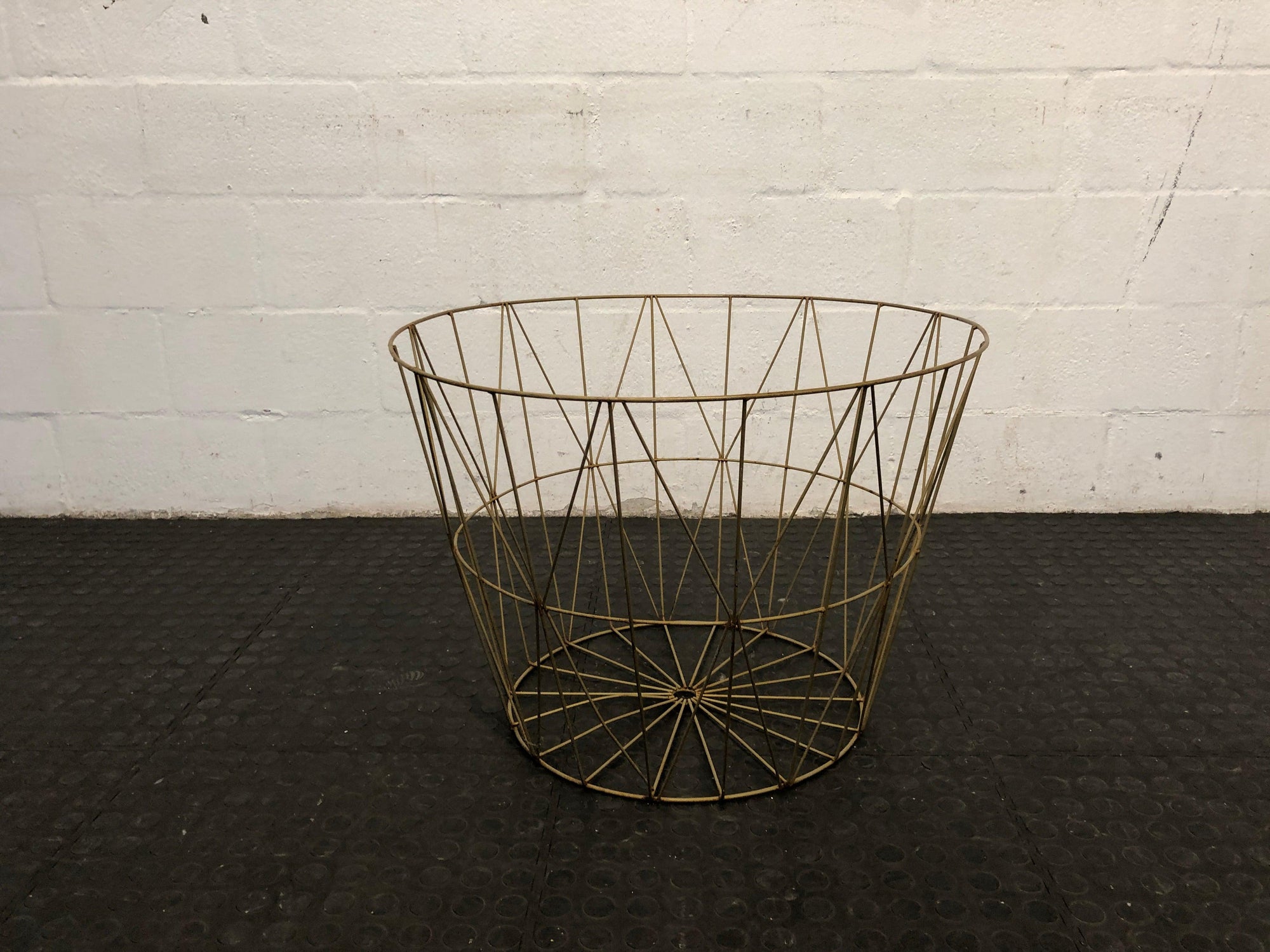 Wire metal large basket