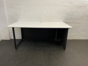 Whiteboard Desk (with Front Cover)