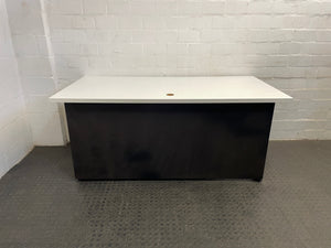 Whiteboard Desk (with Front Cover)