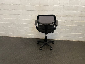 Mesh Back Office Chair with Arms