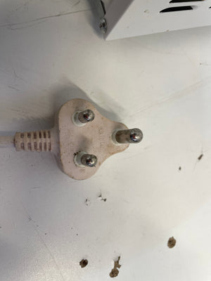 Aim 20L Microwave (SMO 2002 S)