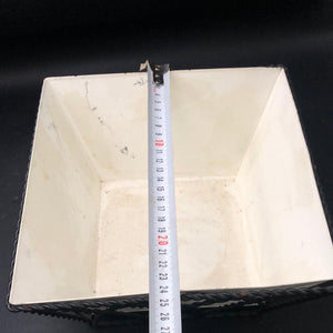 Wire basket with White Tray