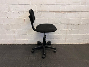 Black Material Mid-Back Desk Chair