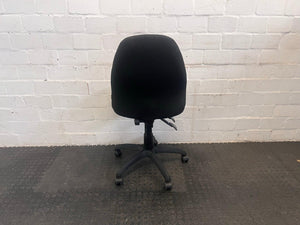 Black Fabric Mid-Back Office Chair On Wheels (No Arms)