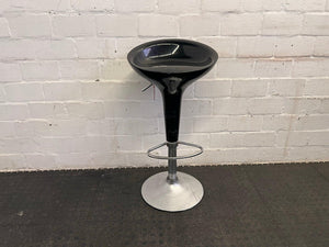 Black Bar Stool - PRICE DROP - 2ndhandwarehouse.com
