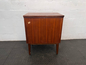 Singer Collapsible Sewing Machine Table (No power supply) - REDUCED