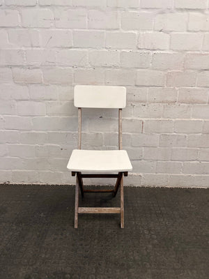 Wooden Framed White Seat Garden Chair
