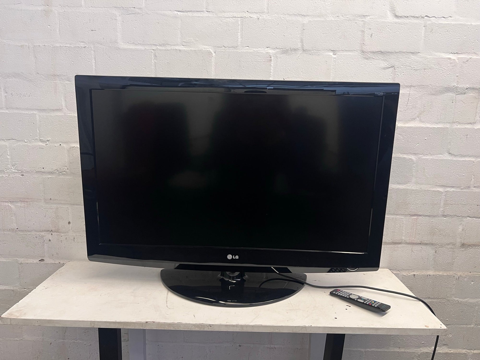 LG 42" Full HD TV ( 42lf20fr-AFB ) - No PICTURE