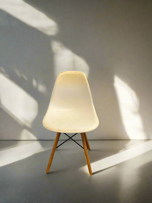 White Wooden leg Dining Chairs - PRICE DROP