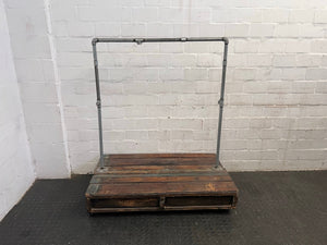 DIY Clothes Rail on Wheels