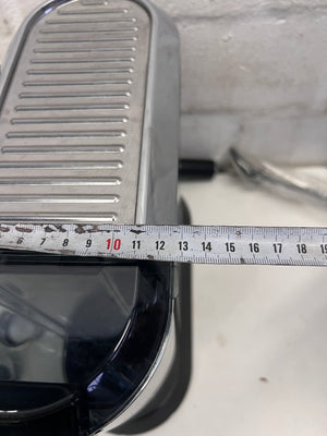 Delonghi Coffee Machine (Slight Water Drip)