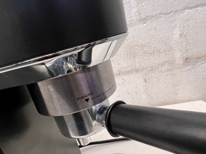 Delonghi Coffee Machine (Slight Water Drip)