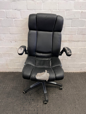 Black Padded Office Armchair on Wheels (Peeling Pleather)