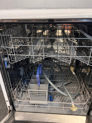 White Defy Dishwasher - REDUCED - Minor damage on base