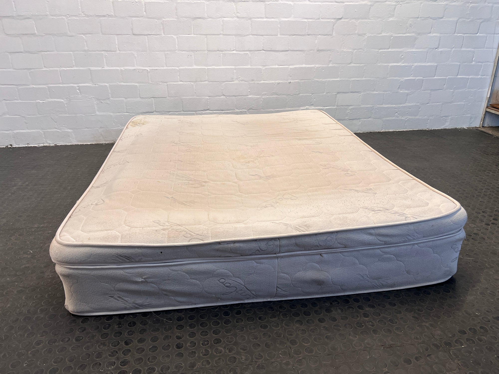 White Bamboo Mattress (Stained)