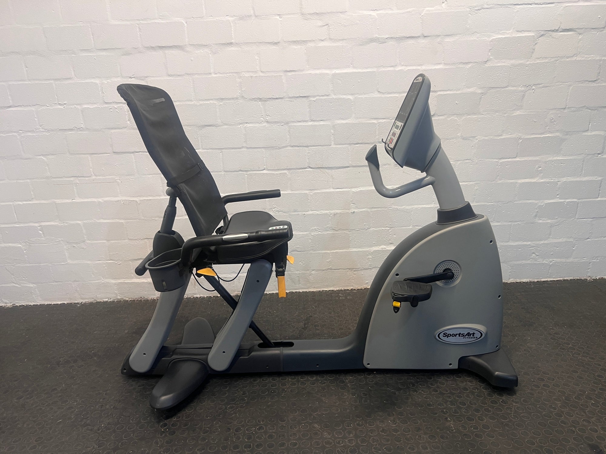 SportsArt Fitness Recumbent  Exercise Machine C531R