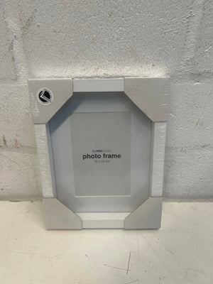 Large Photo Frames (20cm x 30cm) - 2ndhandwarehouse.com