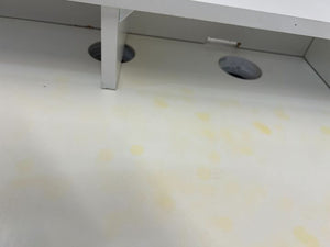 White Wooden MultiPerson Desk with Divider (W: 140cm)(H: 94cm)- REDUCED