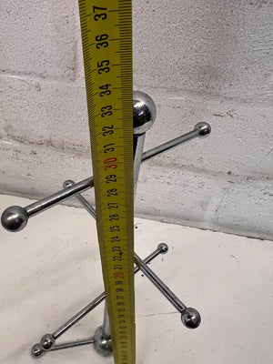 Steel Framed Chrome Stand Mug Holder