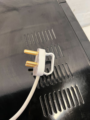 Compact Stainless Steel Microwave Oven – Efficient & Stylish