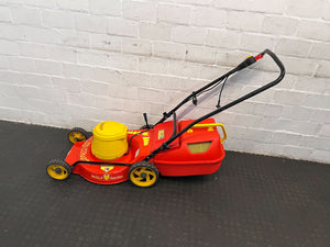 WOLF Electric Lawn Mower โ Reliable, Easy to Use & Lightweight 2600W - motor needs attention - 2ndhandwarehouse.com