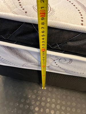 Comfortable Double-Size Memory Foam Mattress - Light Wear - REDUCED - 2ndhandwarehouse.com