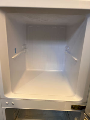 Dixon White Double Door Fridge - Functional with Minor Scratches - 2ndhandwarehouse.com