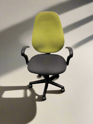 Ergonomic Green and Black Office Chair with Minor Wear
