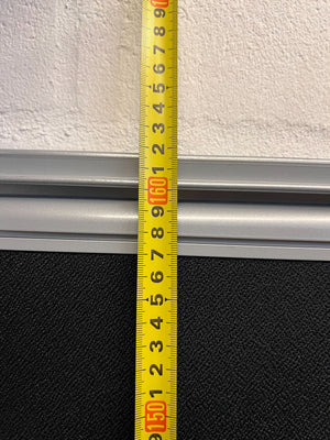 Vibrant Red Desk Divider – Boost Focus & Style Your Workspace