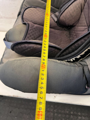 Safeway Voyager Car Seat - Grey & Pink, Minor Wear - 2ndhandwarehouse.com