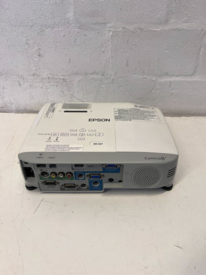 Epson 3LCD Projector – Compact White Design, Great Condition
