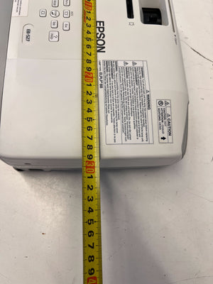 Epson 3LCD Projector – Compact White Design, Great Condition