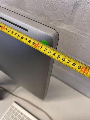 Apple iMac Desktop Computer intel core i5 4GB RAM with Silver Finish and Wireless Keyboard