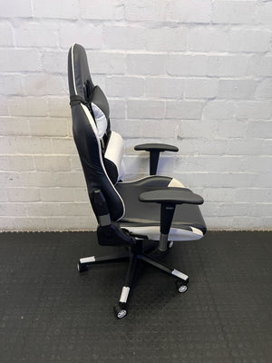 Black & White Gaming Chair - Comfort for Long Sessions