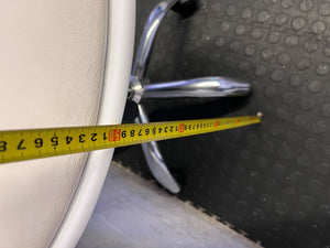 Mid back office chair white