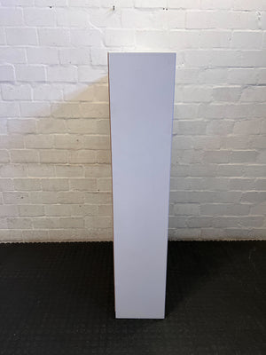 Versatile White 5-Shelf Bookcase