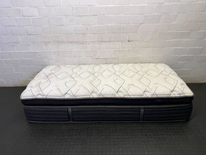 Sealy Posturepedic Small Single Mattress - Ultimate Comfort 90 by 190